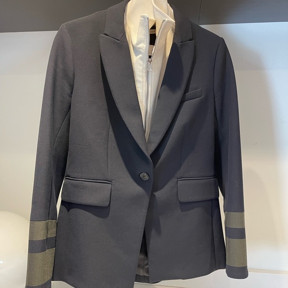 $698 RARE Veronica Beard Classic Dickey Jacket Navy with striped sleeves sz 6 - Picture 6 of 15